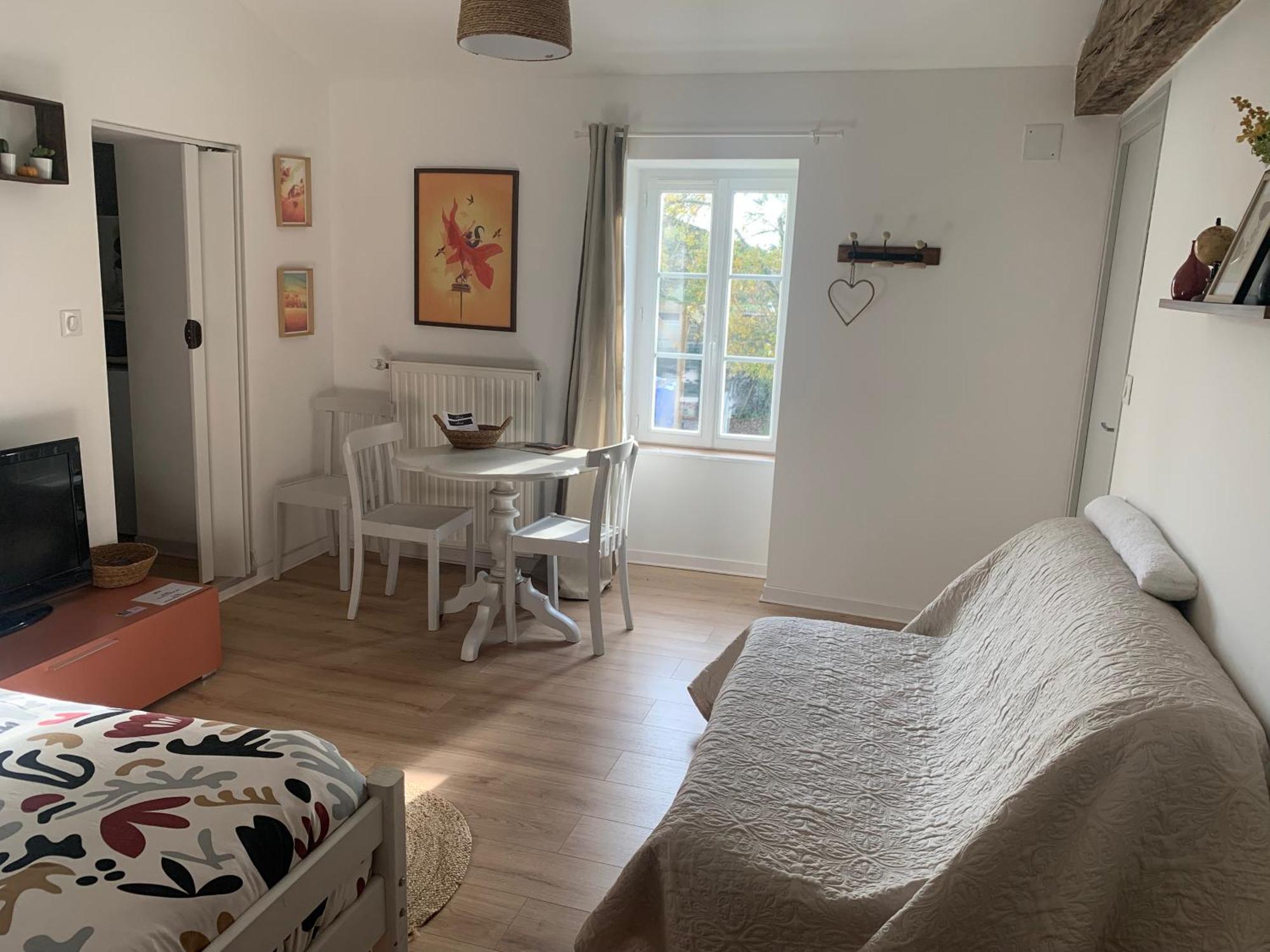 Une Chambre Au Calme En Gatine Deux-Sevrienne Vouhe  Luaran gambar
