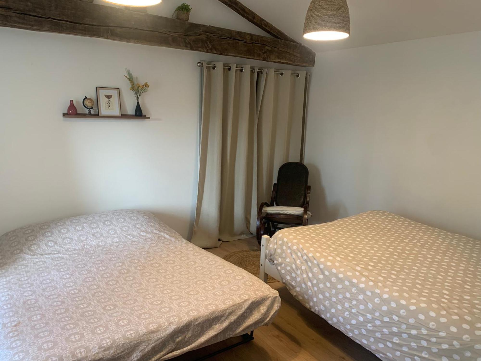 Une Chambre Au Calme En Gatine Deux-Sevrienne Vouhe  Luaran gambar